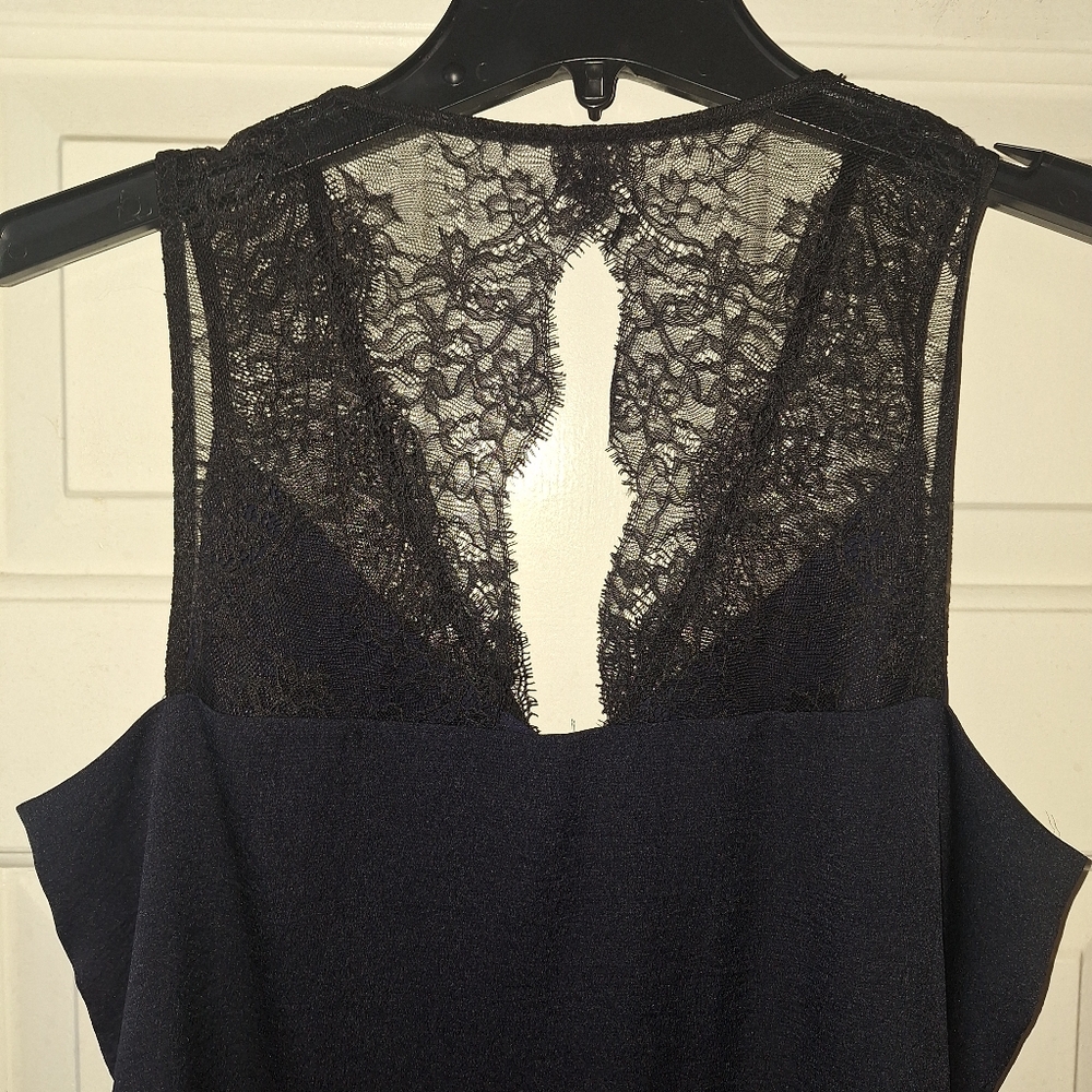 Express Lace Top - Picture 4 of 8